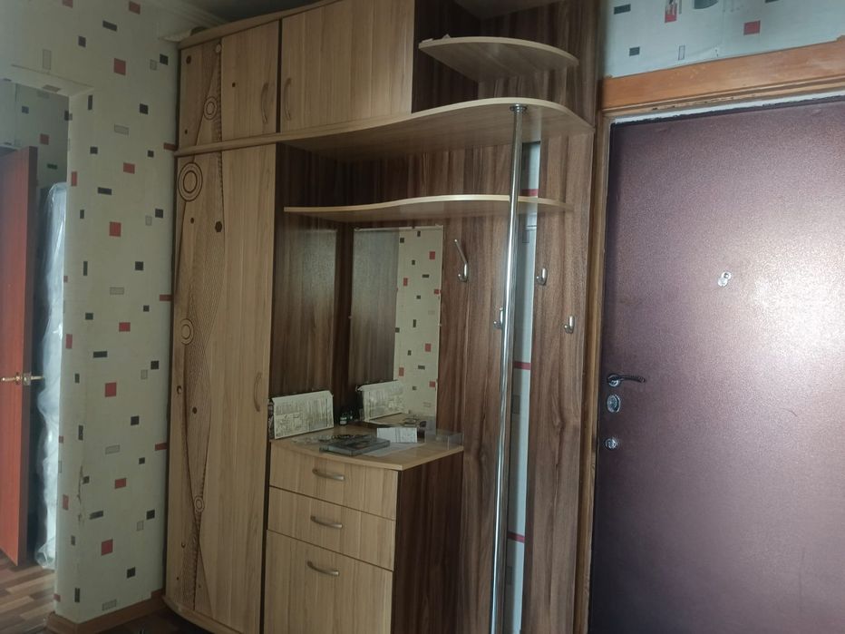 Шкаф для прихожей