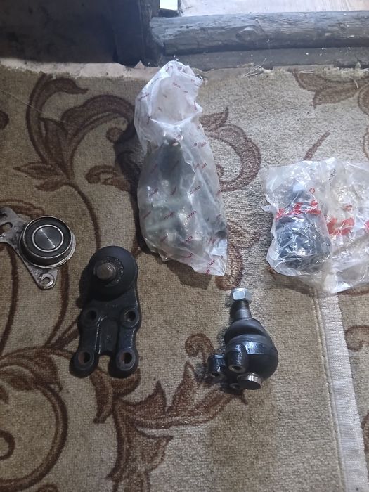 Запчасти на двигатель