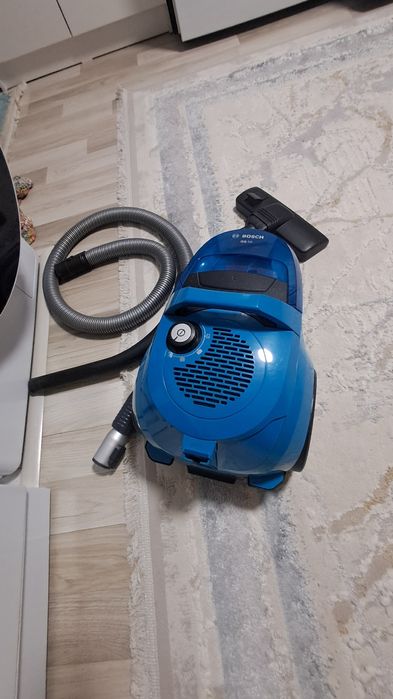 Продам пылесос бощ