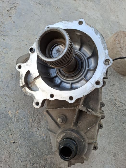 Редуктор для BMW X5 *Сломанный*