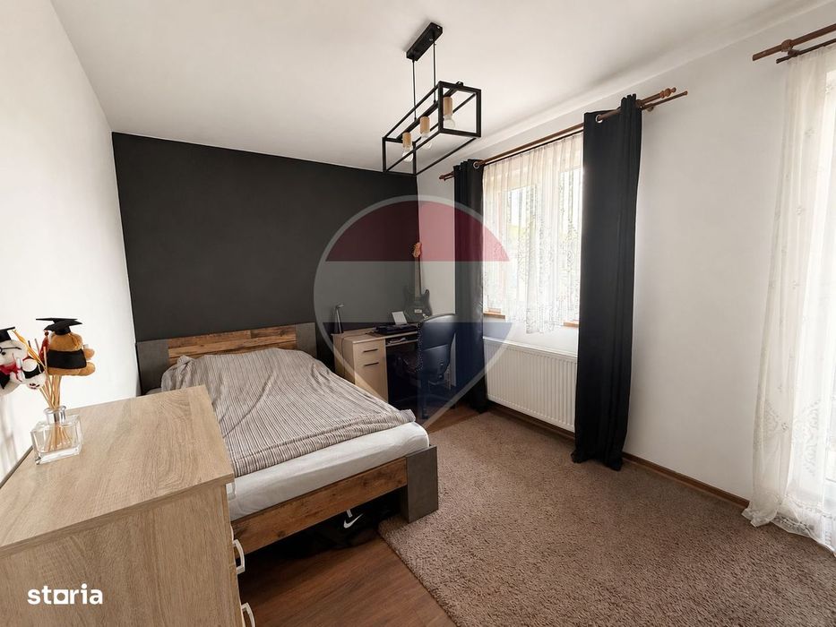 Apartament 2 camere cu 2 balcoane si parcare subterana, Str. Eroilor
