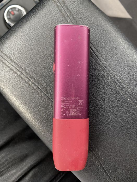 IQOS iluma roz - functionabil