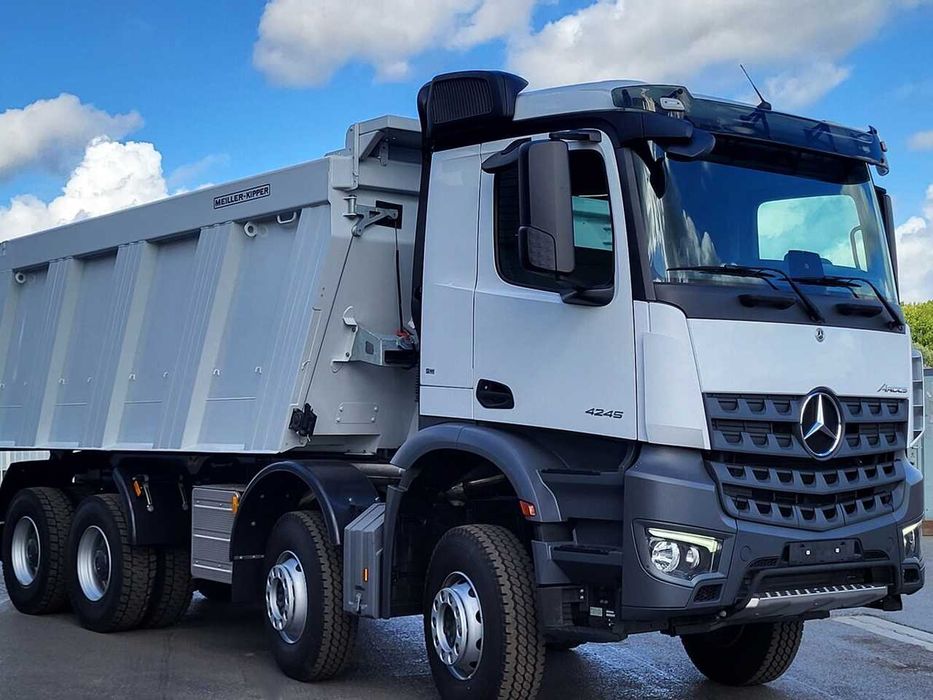 Самосвал Mercedes Arocs 4245 8X4 Meiller