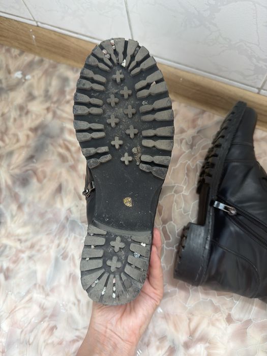 Демисезонные ботинки