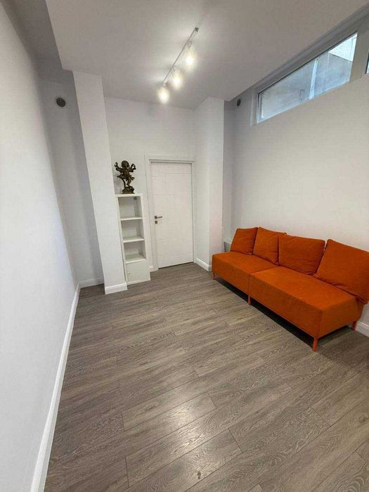 salon de înfrumusețare, lângă Parcul Herăstrău