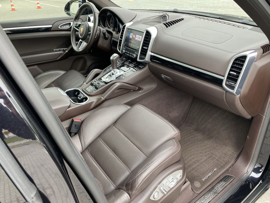 Porsche Cayenne Diesel 262 CP/Tva deductibil