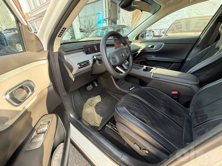 Changan Uni E 2026 Tech