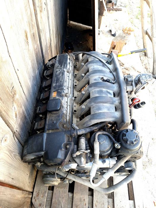 Двигатель m52 E38 2.8