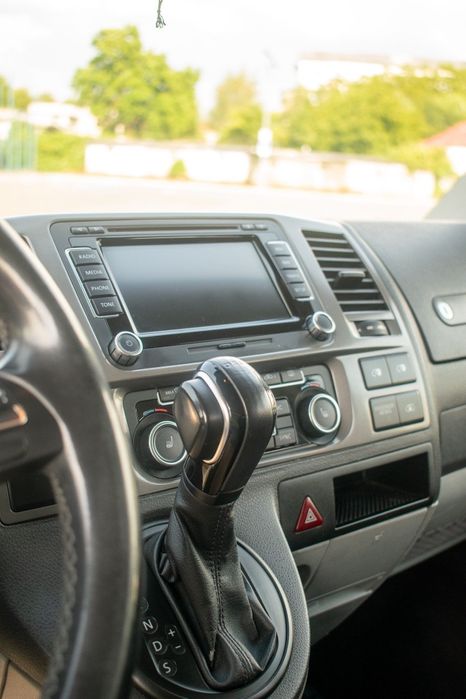 VW Multivan T5 facelift 2013