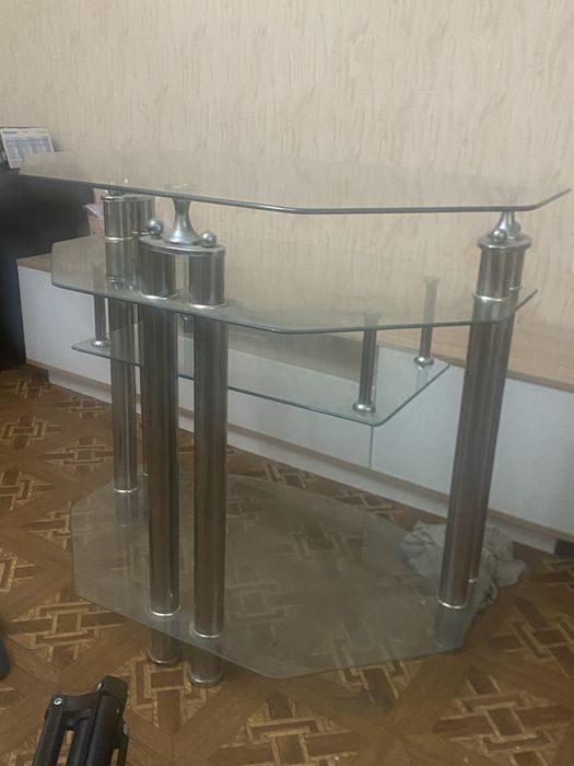 Продам столешницу под телевизор