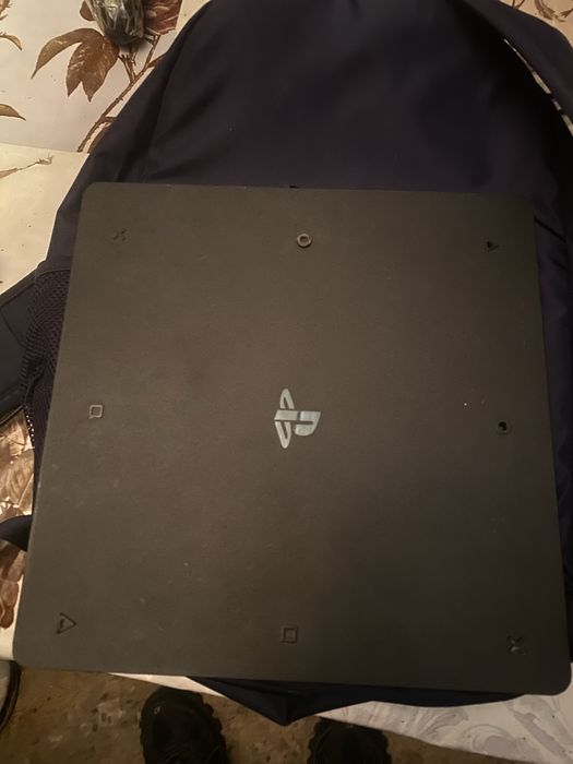 playstation 4 slim