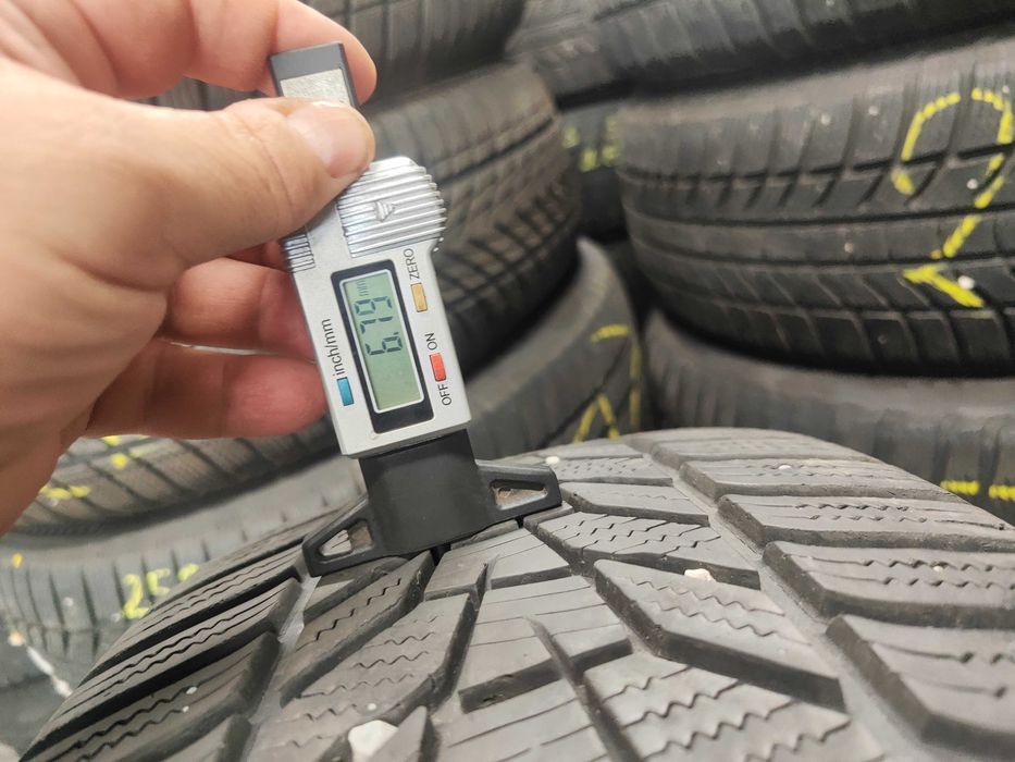 4бр.зимни гуми 235/50/18 Hankook