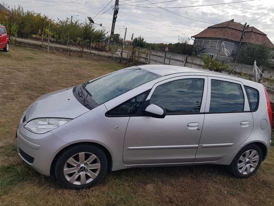 MITSUBISHI Colt 0 — imagine 2