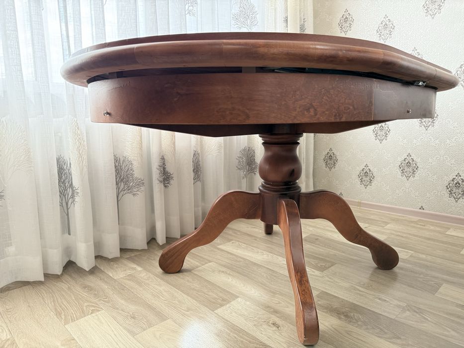 Стол качественный