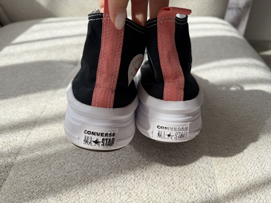 Bascheti Converse