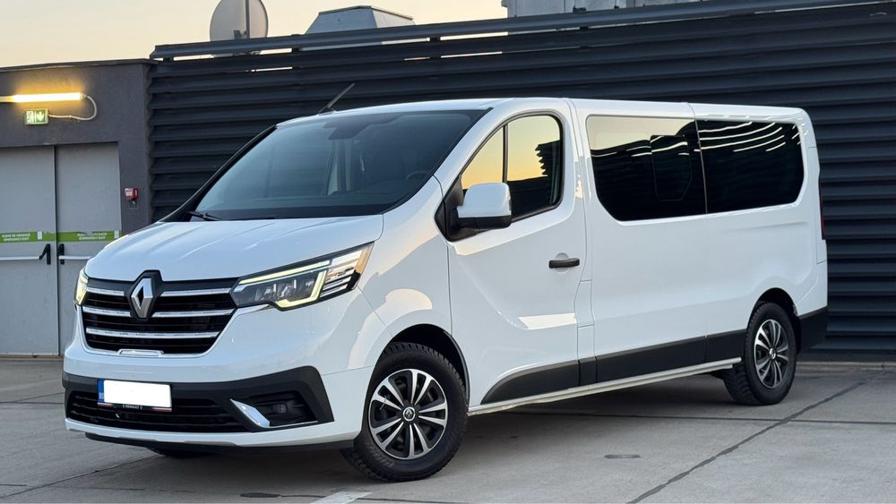 Renault Trafic 2022 2.0 150 CP Extra-Lung 8+1 Locuri Euro 6