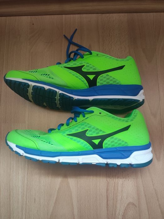 Маратонки Adidas,Mizuno,Nike