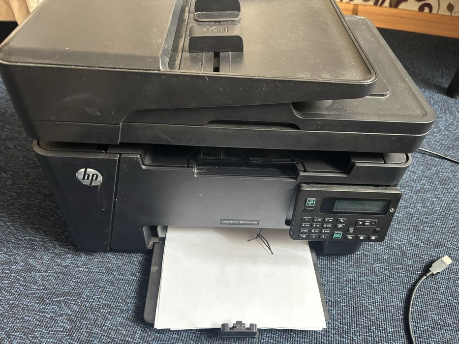 Принтер Продам притер HP LaserJet MFP M127 FN