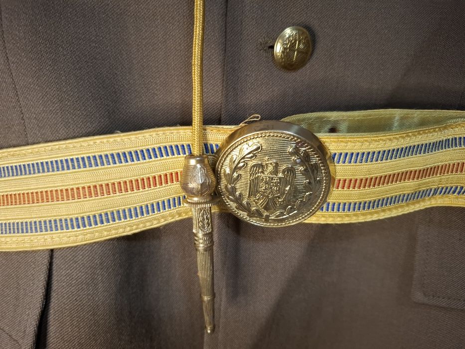 Costum militar, mărime mai mica NOU