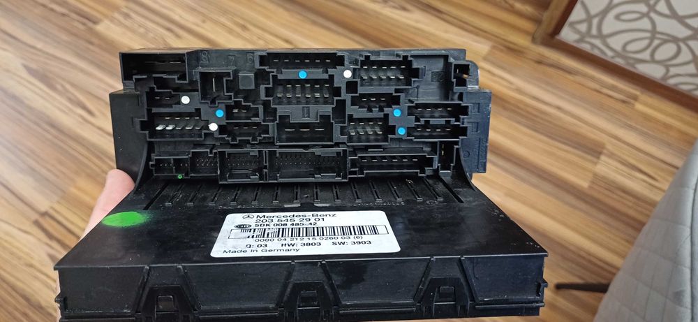 Сам модул Mercedes W203
