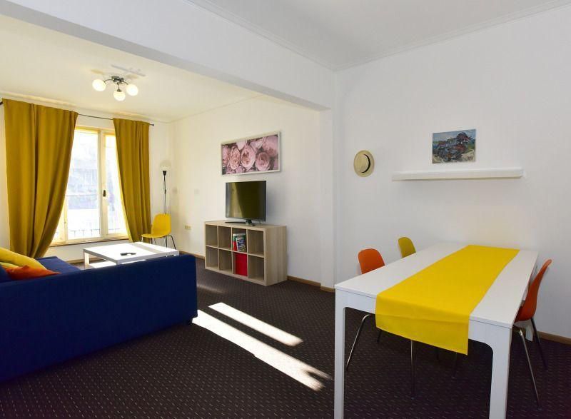 Дава се под наем Двустаен апартамент в София, Център - 80 кв.м за 957.27 € - Снимка #3