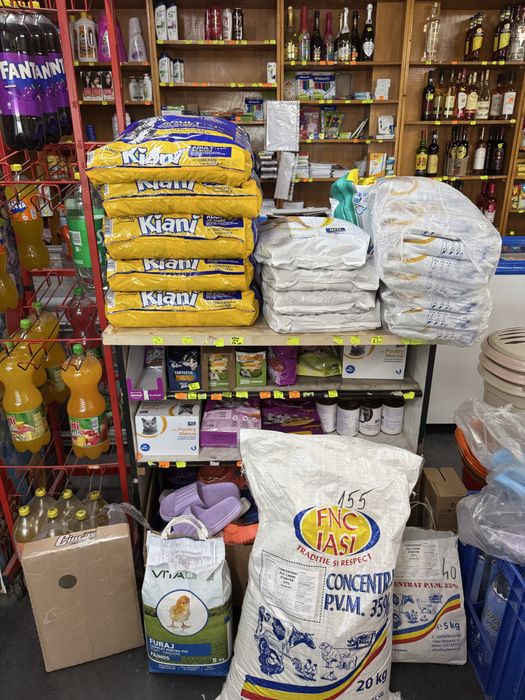 Rafturi plus Tejghele Magazin Alimentar