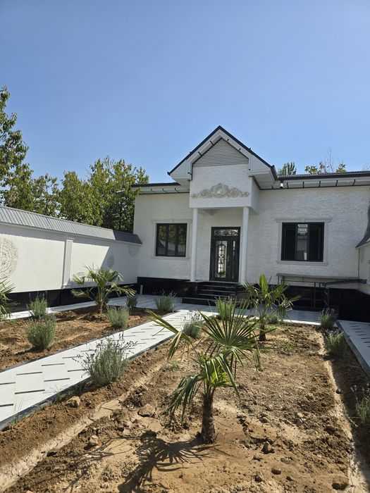 Parkentda uylar sotiladi