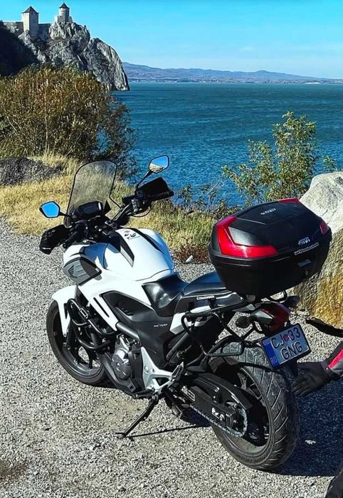 HONDA NC700X 2013 cu topcase si cutii laterale