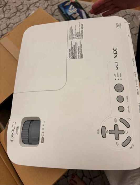 Videoproiector NEC NP215
