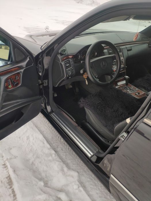 Мерседес w 210, 3.2(м112)