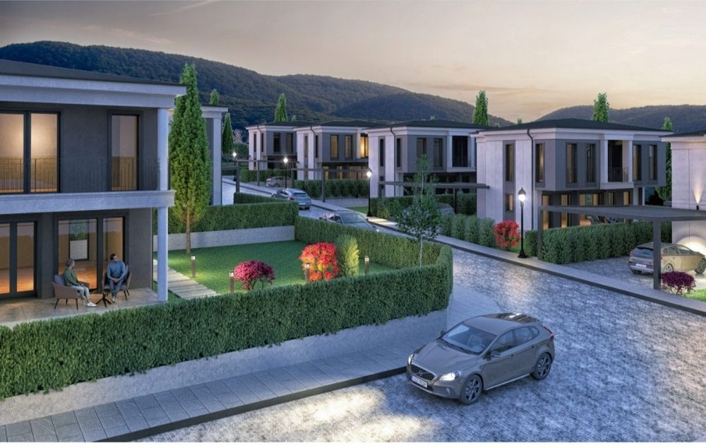 Продава се Къща в Пловдив, Каменица 2 - 166 кв.м за 1115 €/кв.м - Снимка #1