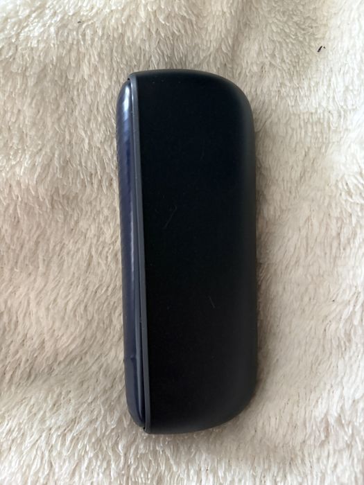 IQOS ILUMA i negru