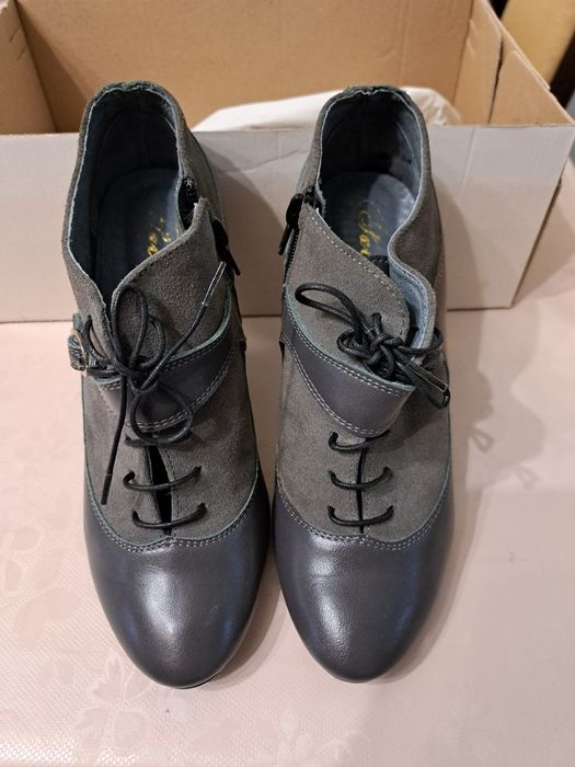 Botine din piele pentru doamne