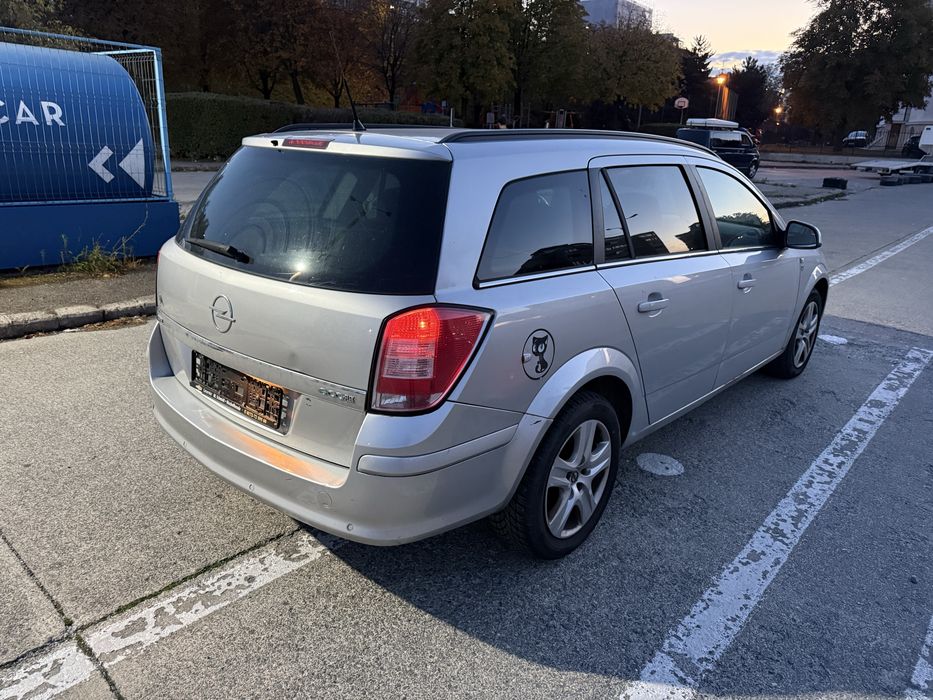 OPEL Astra 2010 — imagine 4