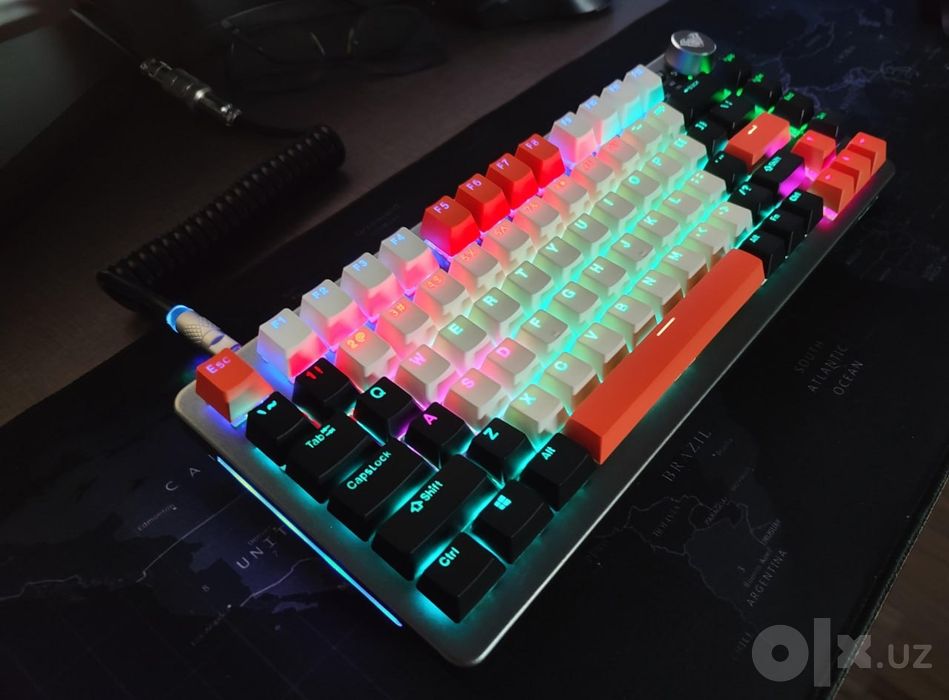 Механическая клавиатура AULA F3060 RGB Hot-Swap (75%)