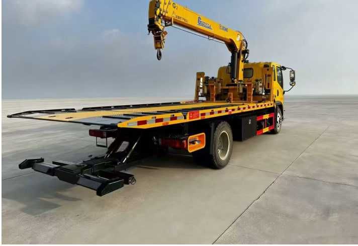 HOWO Эвакуатор с кран манипулятором 5 т