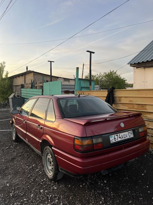 Пассат б.3 в хорошем состаяний