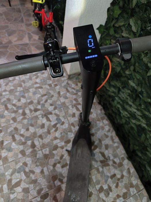 Trotineta electrica Xiaomi 4 gen lite