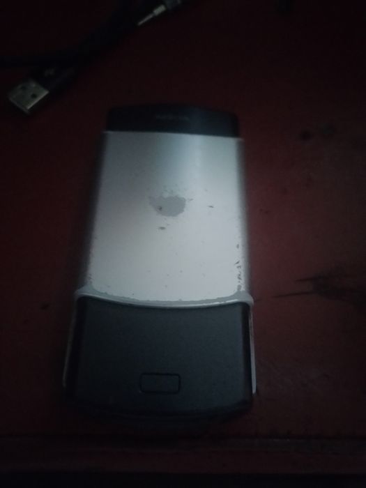Nokia n70  работает