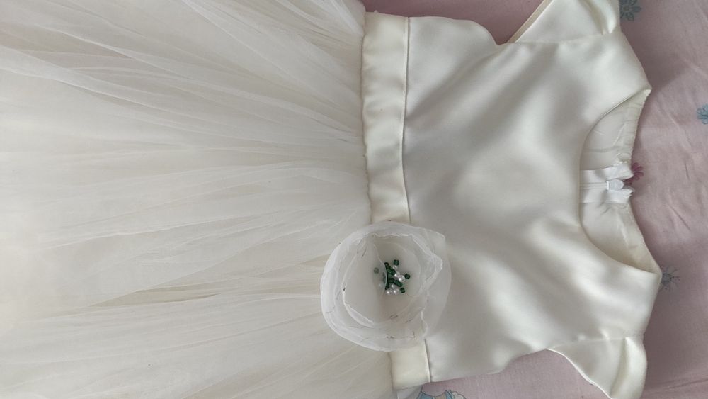 Rochie miresuca 3 ani