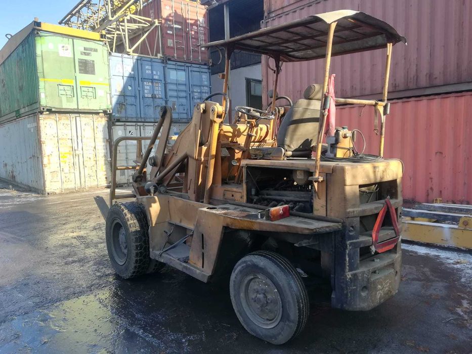 Продам погрузчик ТСМ