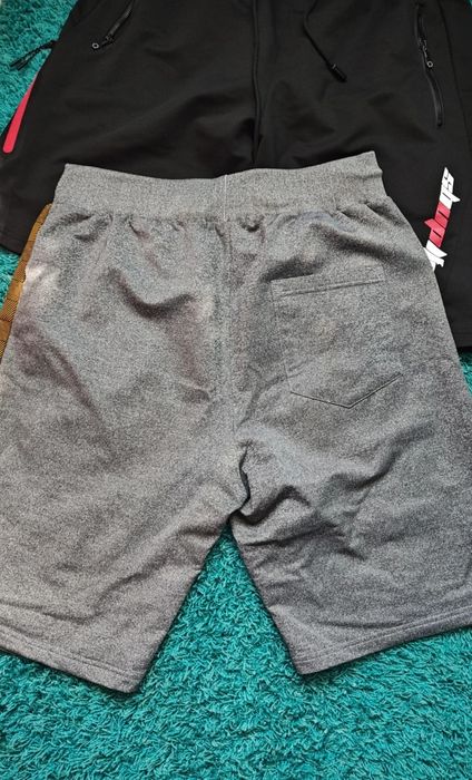 Pantaloni scurți bărbați