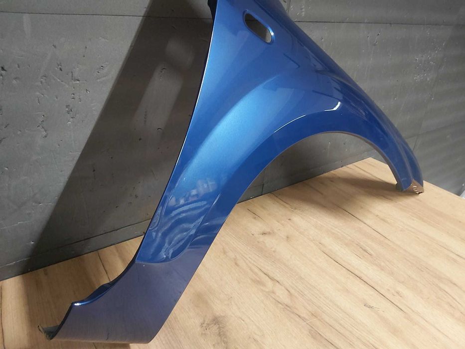 Aripa Fata Dreapta Ford Focus 2/II 2004-2008 (Ocean Blue Mettallic)