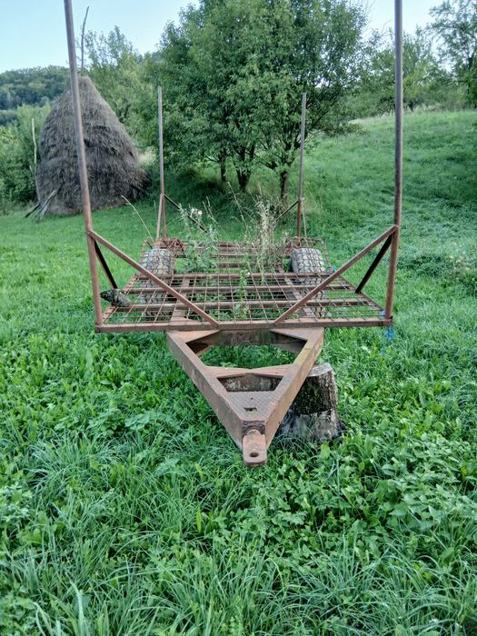 Platforma pentru baloti