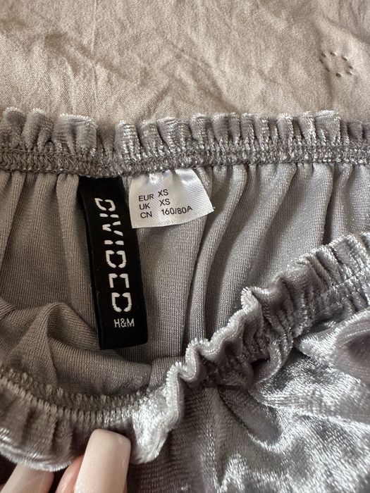 Нежна  Рокля кадифе H&M