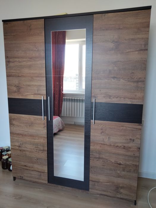 Спальный гарнитур продается