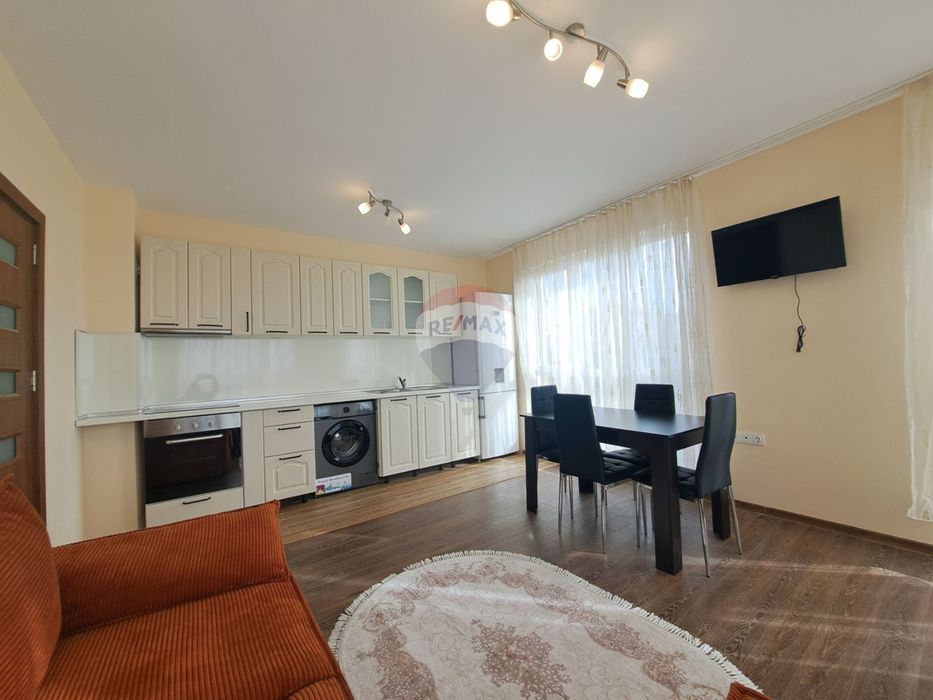 Дава се под наем Двустаен апартамент в Варна, Възраждане 3 - 53 кв.м за 408 € - Снимка #3