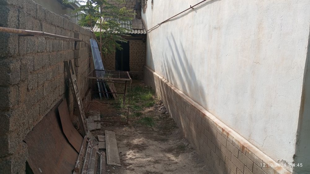 Yer sotiladi Yuqorichirchiq rayonida