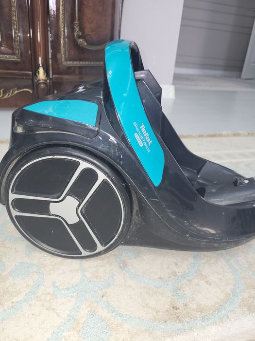 Пелесос Tefal  Silence Forse
