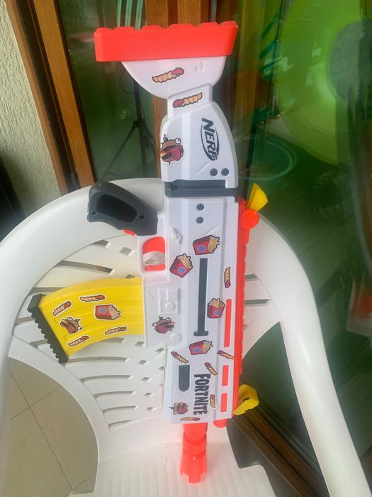 Nerf fortnite бластер